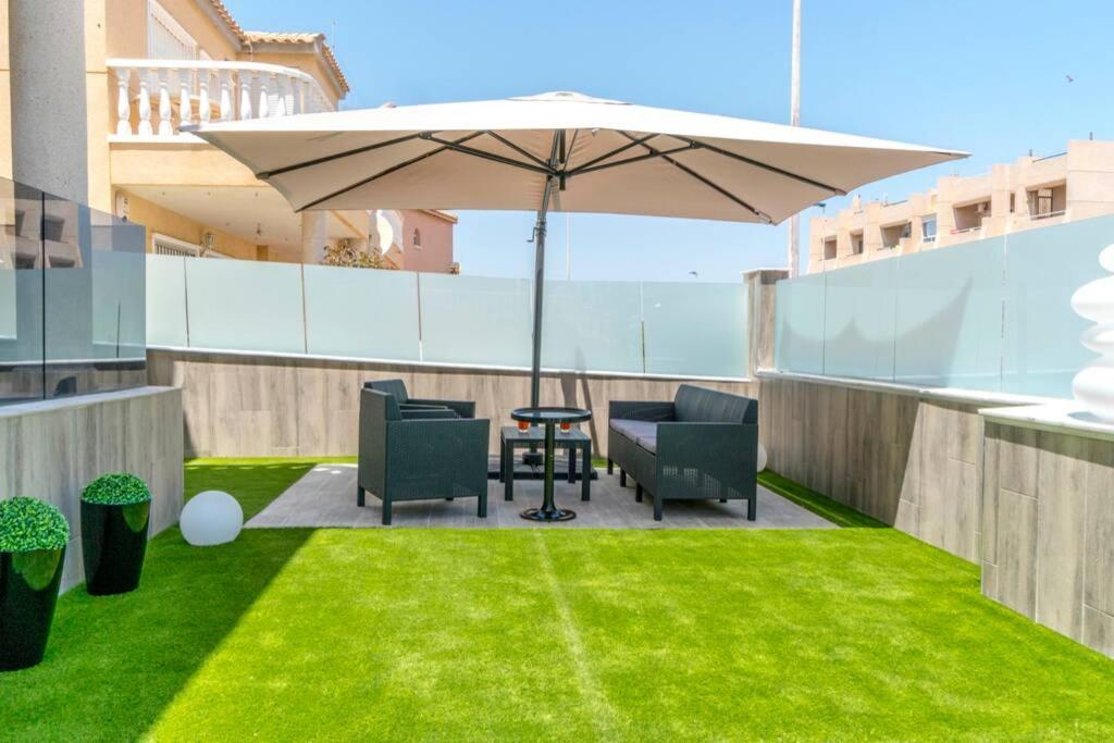 Villa-Capricho Playa - Zeus Торрев'єха Екстер'єр фото