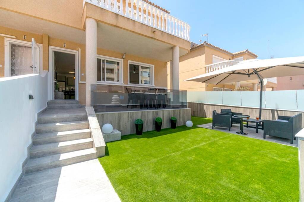 Villa-Capricho Playa - Zeus Торрев'єха Екстер'єр фото