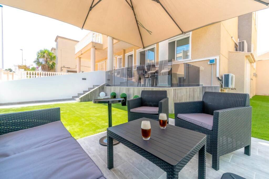 Villa-Capricho Playa - Zeus Торрев'єха Екстер'єр фото